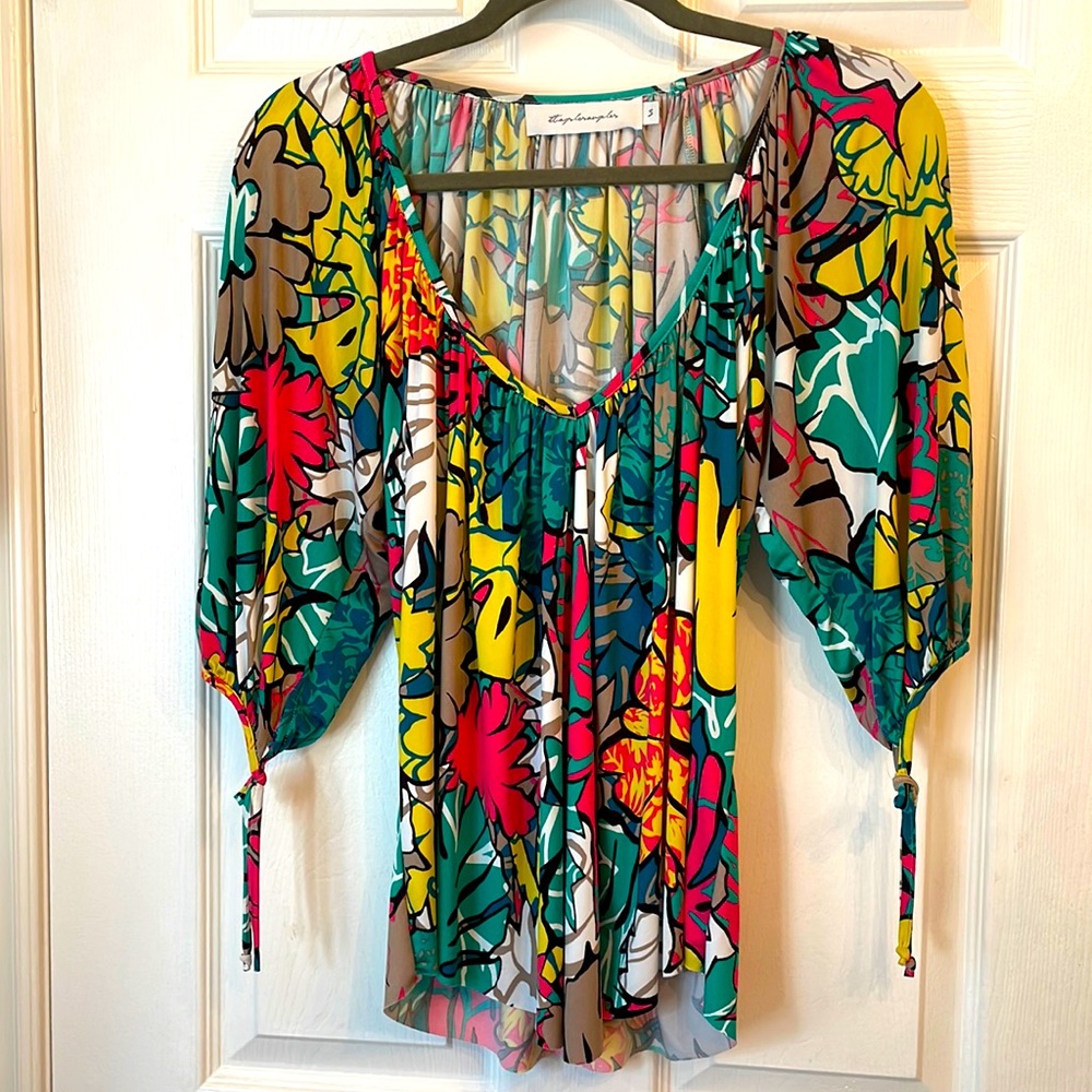 NWOT FLORAL TOP